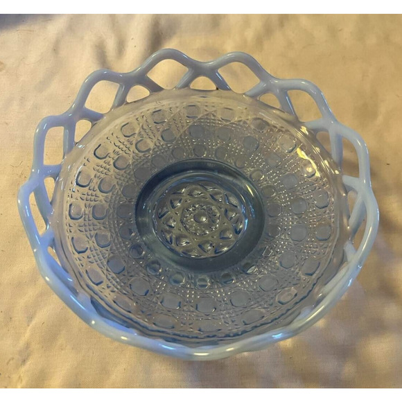 VTG IMPERIAL GLASS Katy Blue Opalescent Glass Lace Edge Round Bowl Dish - Picture 1 of 2